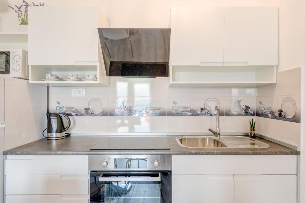 Ferienwohnung In Arbanija Mit Meerblick, Balkon, Klimaanlage, W-Lan 5137-1 Τρογκίρ Εξωτερικό φωτογραφία
