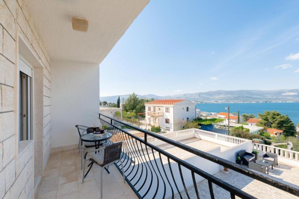 Ferienwohnung In Arbanija Mit Meerblick, Balkon, Klimaanlage, W-Lan 5137-1 Τρογκίρ Εξωτερικό φωτογραφία